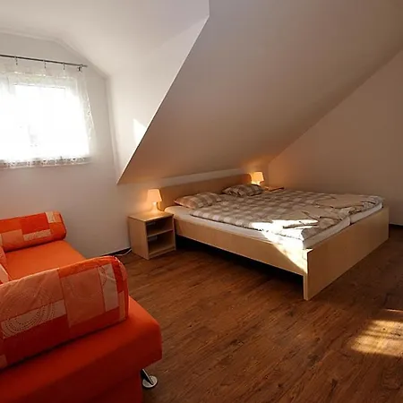 Pod Vrskem Černý Důl